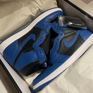 Air Jordan 1 marina blue